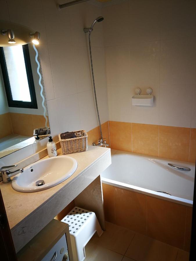 8Beds Vila-Seca Luaran gambar